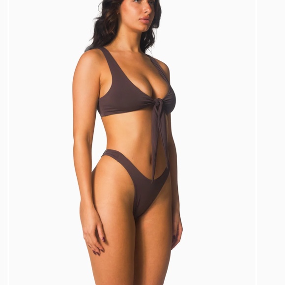 The Kenzie top and Aubrey II bottoms in espresso - Picture 3 of 11